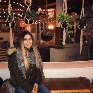 Meet your Posher, Tania